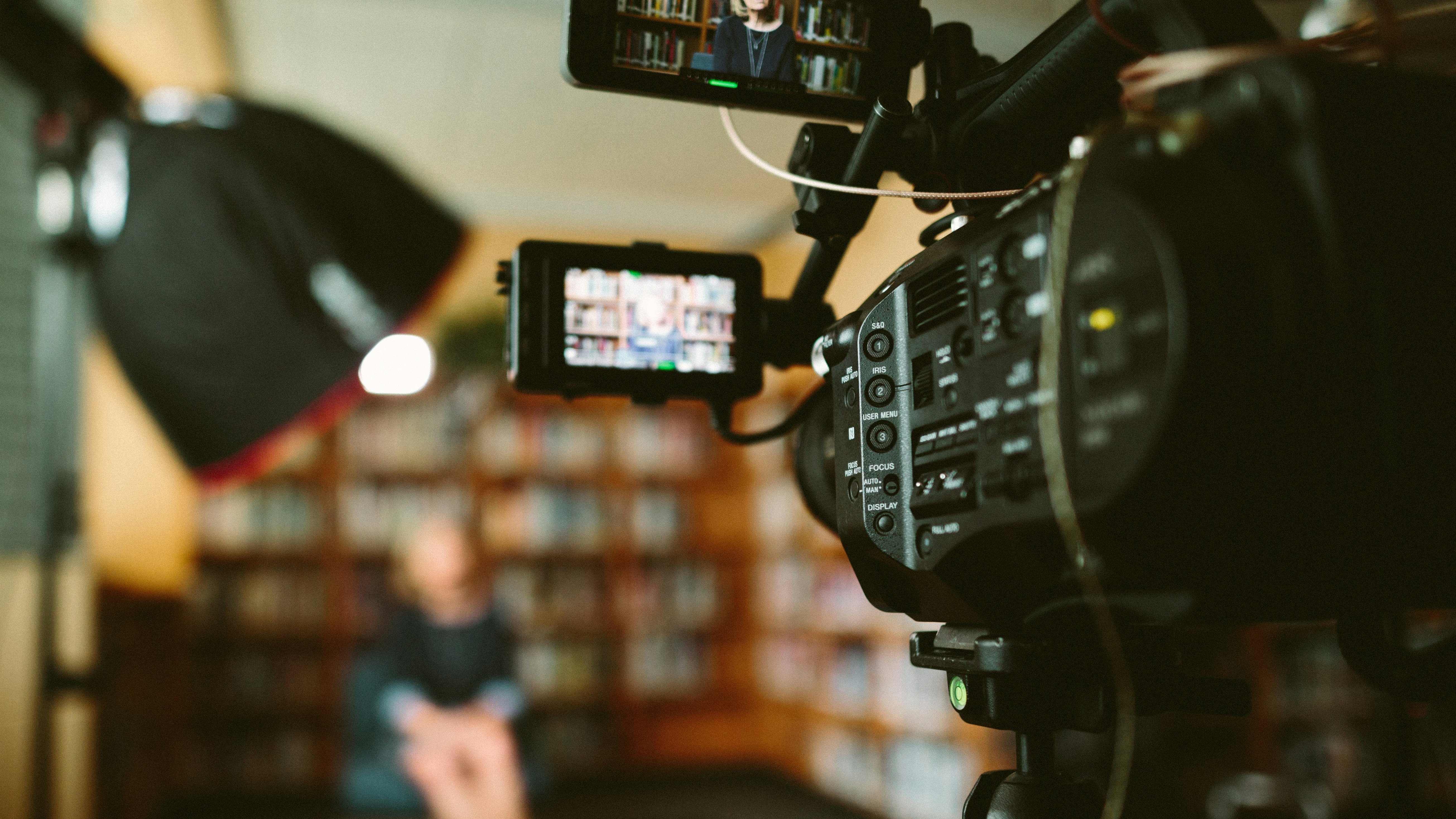 5 Ways to Incorporate Video into your School’s Digital Advertising Plans